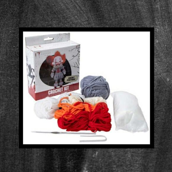 Pennywise IT Clown Stuffed Crochet Doll Kit Horror Movie Theme Craft 17+ - Picture 3 of 4